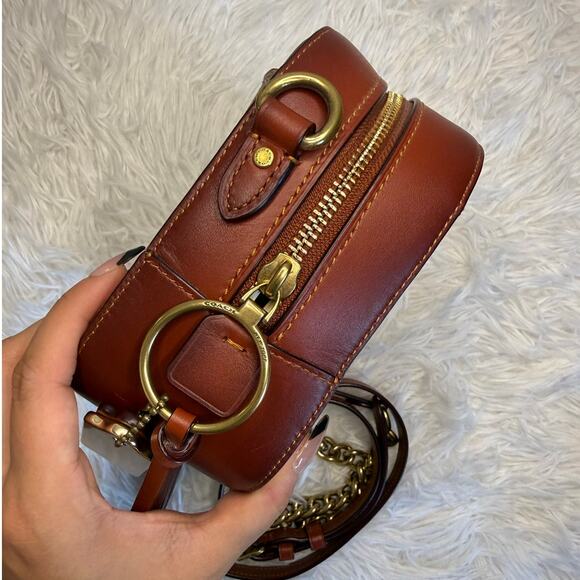 COACH Camera Bag In Signature Canvas Crossbody - Picture 5 of 9